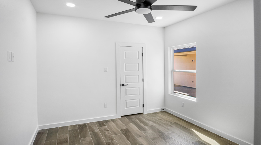 3905 Yoyis St., Laredo, Texas 78046, 4 Bedrooms Bedrooms, 6 Rooms Rooms,2 BathroomsBathrooms,Residential,For Sale,3905 Yoyis St.,20254976