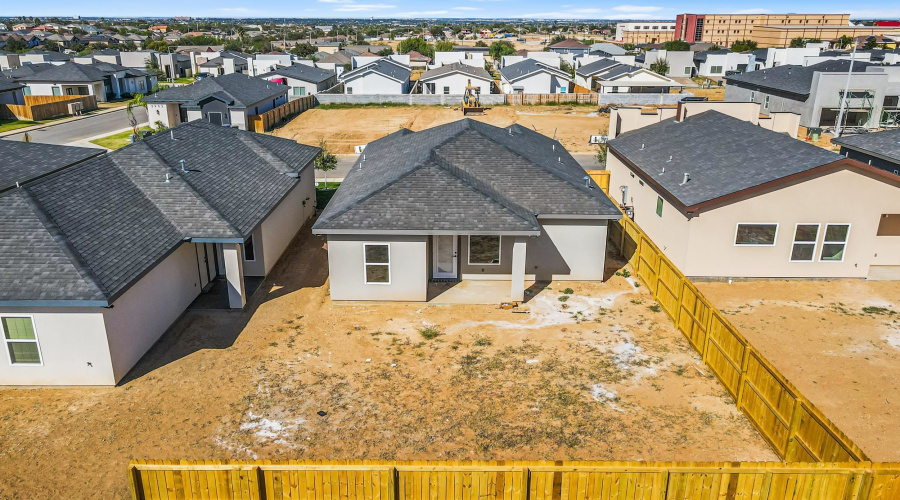 3905 Yoyis St., Laredo, Texas 78046, 4 Bedrooms Bedrooms, 6 Rooms Rooms,2 BathroomsBathrooms,Residential,For Sale,3905 Yoyis St.,20254976