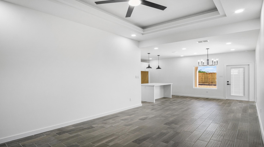 3905 Yoyis St., Laredo, Texas 78046, 4 Bedrooms Bedrooms, 6 Rooms Rooms,2 BathroomsBathrooms,Residential,For Sale,3905 Yoyis St.,20254976