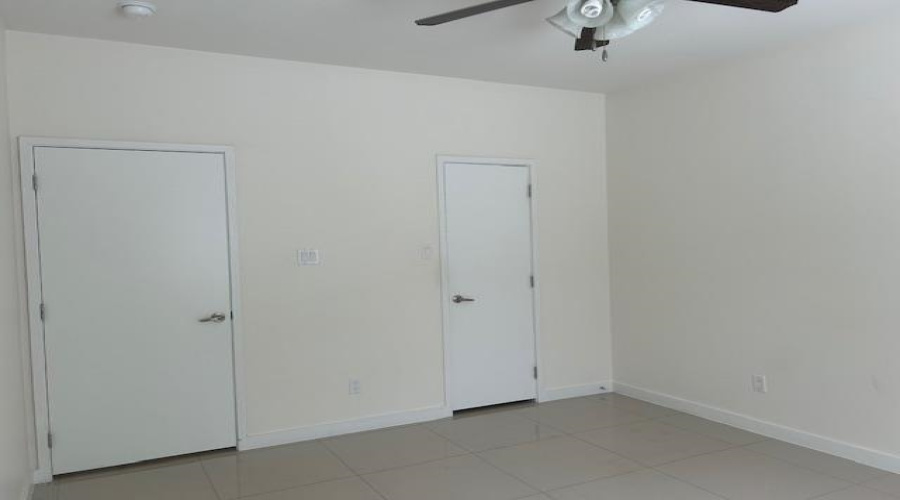 501 Shiloh Dr, LAREDO, Texas 78045, 1 Bedroom Bedrooms, 3 Rooms Rooms,1 BathroomBathrooms,Residential,For Rent,501 Shiloh Dr,20254983