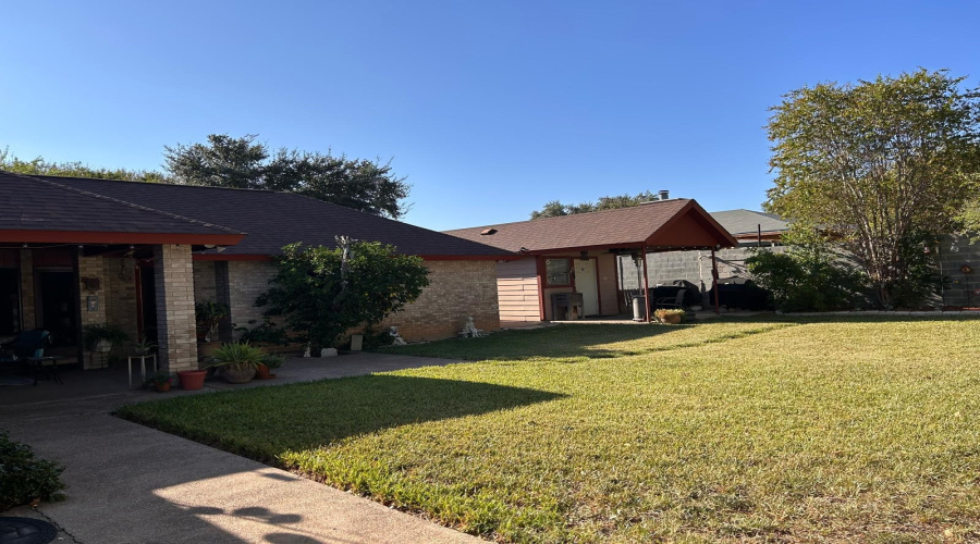 1220 St John Lp, laredo, Texas 78045, 3 Bedrooms Bedrooms, 6 Rooms Rooms,2 BathroomsBathrooms,Residential,For Rent,1220 St John Lp,20254985