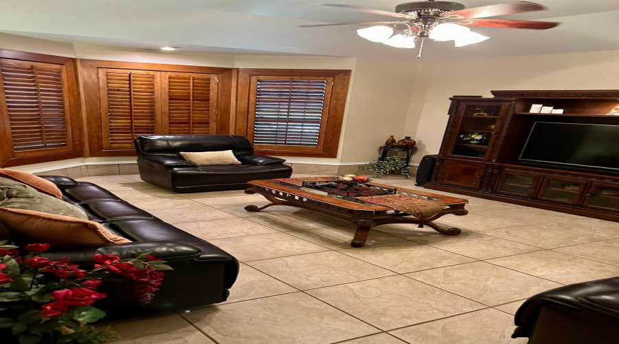 1220 St John Lp, laredo, Texas 78045, 3 Bedrooms Bedrooms, 6 Rooms Rooms,2 BathroomsBathrooms,Residential,For Rent,1220 St John Lp,20254985