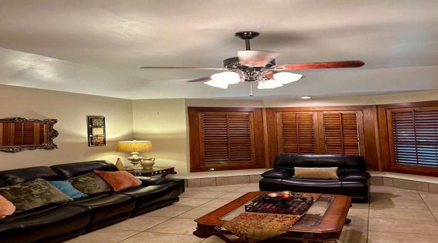 1220 St John Lp, laredo, Texas 78045, 3 Bedrooms Bedrooms, 6 Rooms Rooms,2 BathroomsBathrooms,Residential,For Rent,1220 St John Lp,20254985