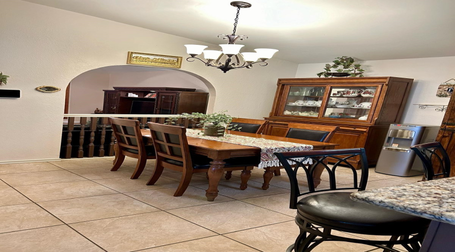 1220 St John Lp, laredo, Texas 78045, 3 Bedrooms Bedrooms, 6 Rooms Rooms,2 BathroomsBathrooms,Residential,For Rent,1220 St John Lp,20254985