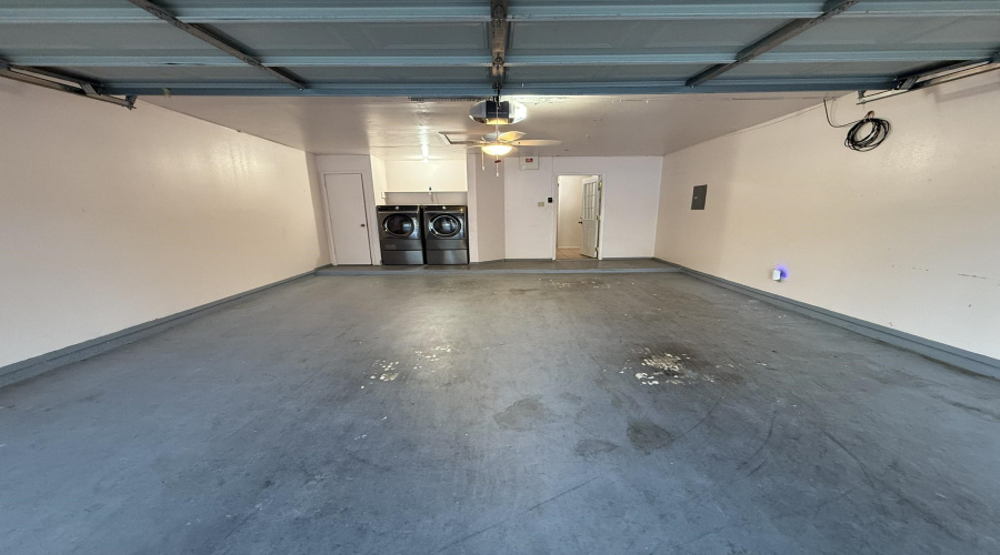 8605 Emily Ave, Laredo, Texas 78045, 3 Bedrooms Bedrooms, 5 Rooms Rooms,2 BathroomsBathrooms,Residential,For Sale,8605 Emily Ave,20254989