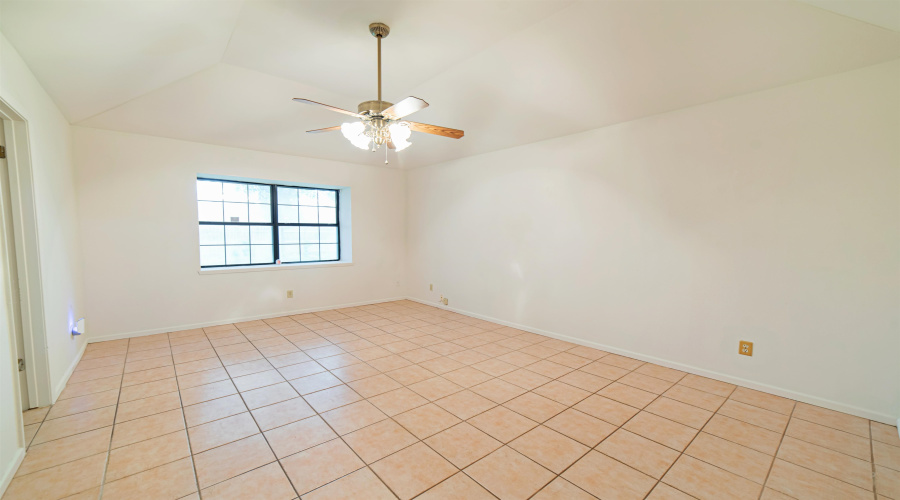 8605 Emily Ave, Laredo, Texas 78045, 3 Bedrooms Bedrooms, 5 Rooms Rooms,2 BathroomsBathrooms,Residential,For Sale,8605 Emily Ave,20254989