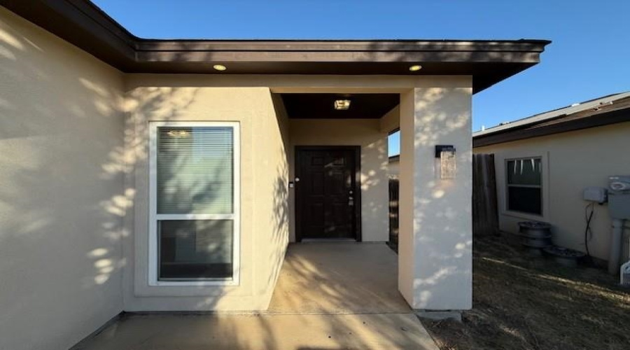 5703 Moses Lp., Laredo, Texas 78046, 3 Bedrooms Bedrooms, 5 Rooms Rooms,2 BathroomsBathrooms,Residential,For Rent,5703 Moses Lp.,20254991