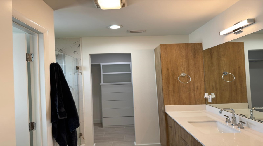 216 Deer Path Loop, Laredo, Texas 78045, 3 Bedrooms Bedrooms, 6 Rooms Rooms,2 BathroomsBathrooms,Residential,For Sale,216 Deer Path Loop,20254993