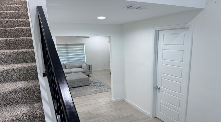 216 Deer Path Loop, Laredo, Texas 78045, 3 Bedrooms Bedrooms, 6 Rooms Rooms,2 BathroomsBathrooms,Residential,For Sale,216 Deer Path Loop,20254993