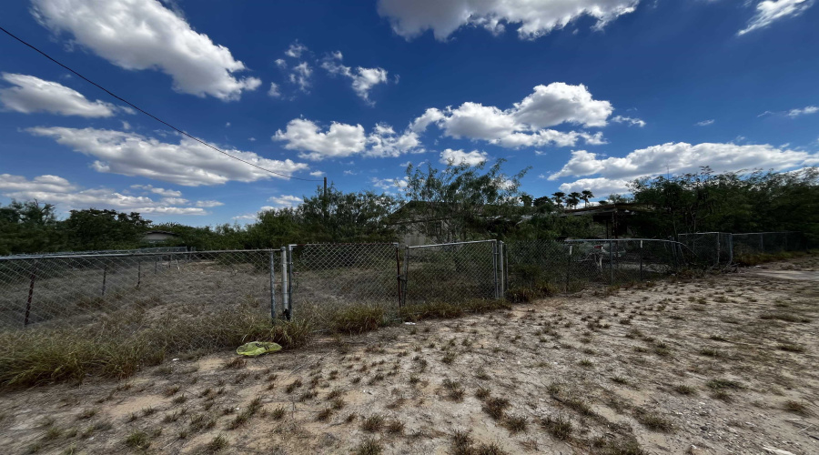 240 Lozano Rd, ZAPATA, Texas 78076, ,Land,For Sale,240 Lozano Rd,20254998