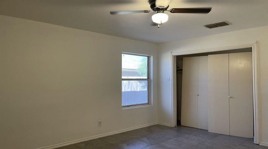 823 Witherspoon Lp, Laredo, Texas 78046-8822, 5 Bedrooms Bedrooms, 7 Rooms Rooms,2 BathroomsBathrooms,Residential,For Sale,823 Witherspoon Lp,20254906