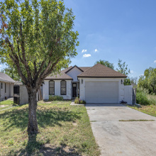 8715 Puerto Amarante, LAREDO, Texas 78045, 3 Bedrooms Bedrooms, 5 Rooms Rooms,2 BathroomsBathrooms,Residential,For Sale,8715 Puerto Amarante,20254999