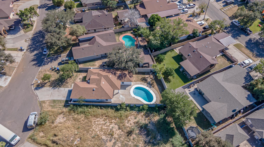 8715 Puerto Amarante, LAREDO, Texas 78045, 3 Bedrooms Bedrooms, 5 Rooms Rooms,2 BathroomsBathrooms,Residential,For Sale,8715 Puerto Amarante,20254999