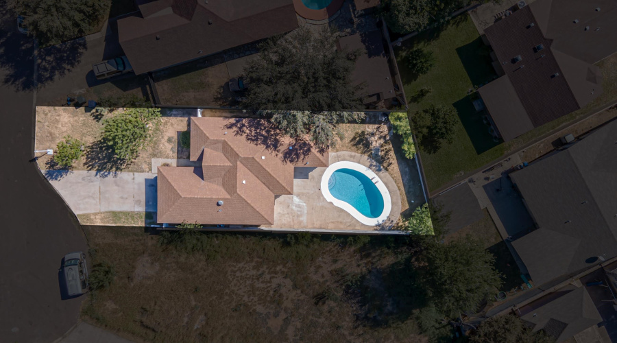 8715 Puerto Amarante, LAREDO, Texas 78045, 3 Bedrooms Bedrooms, 5 Rooms Rooms,2 BathroomsBathrooms,Residential,For Sale,8715 Puerto Amarante,20254999