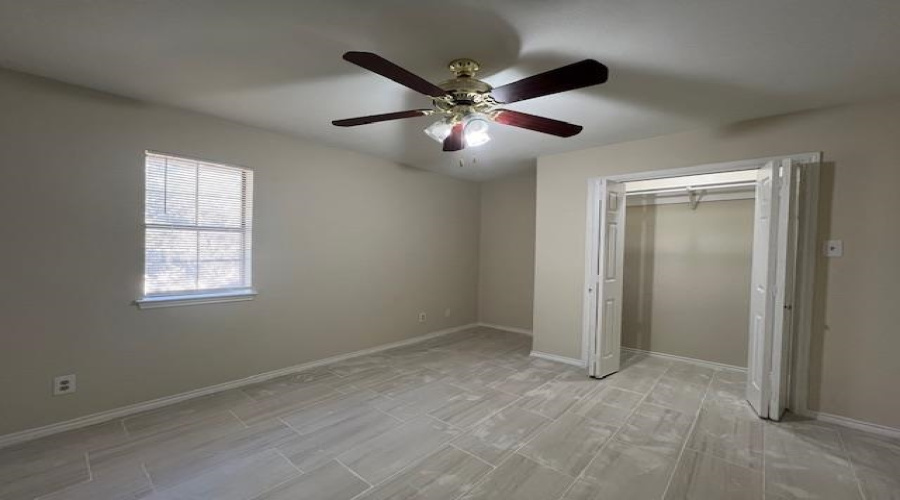 1305 Glen Ln, Laredo, Texas 78045-0000, 4 Bedrooms Bedrooms, 8 Rooms Rooms,2 BathroomsBathrooms,Residential,For Rent,1305 Glen Ln,20255013