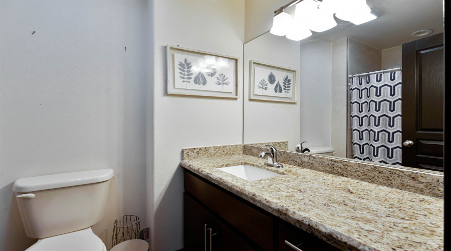 632 Sam Bratton Dr., Laredo, Texas 78046, 3 Bedrooms Bedrooms, 5 Rooms Rooms,2 BathroomsBathrooms,Residential,For Sale,632 Sam Bratton Dr.,20255023