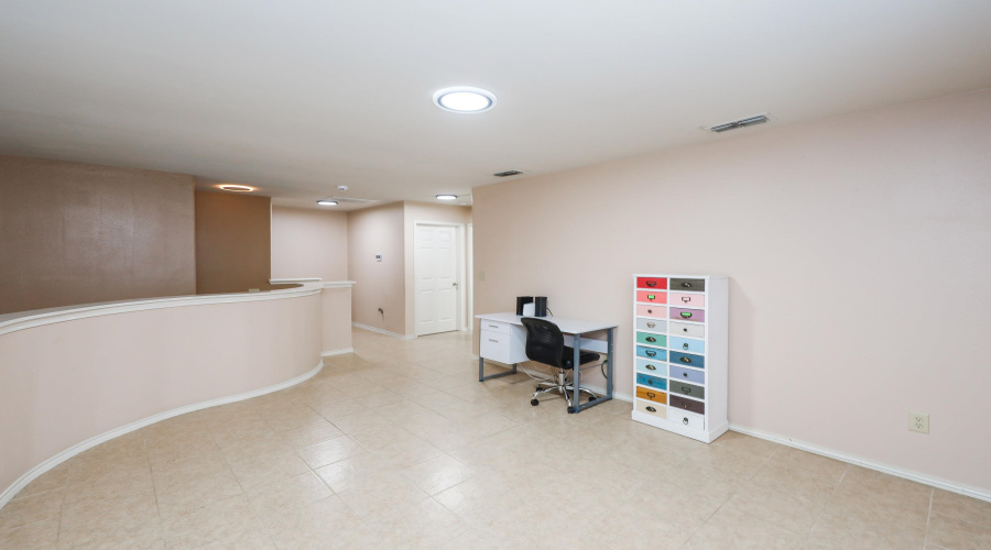 11126 Entrada Lp, Laredo, Texas 78045-7377, 4 Bedrooms Bedrooms, 8 Rooms Rooms,2 BathroomsBathrooms,Residential,For Sale,11126 Entrada Lp,20253587