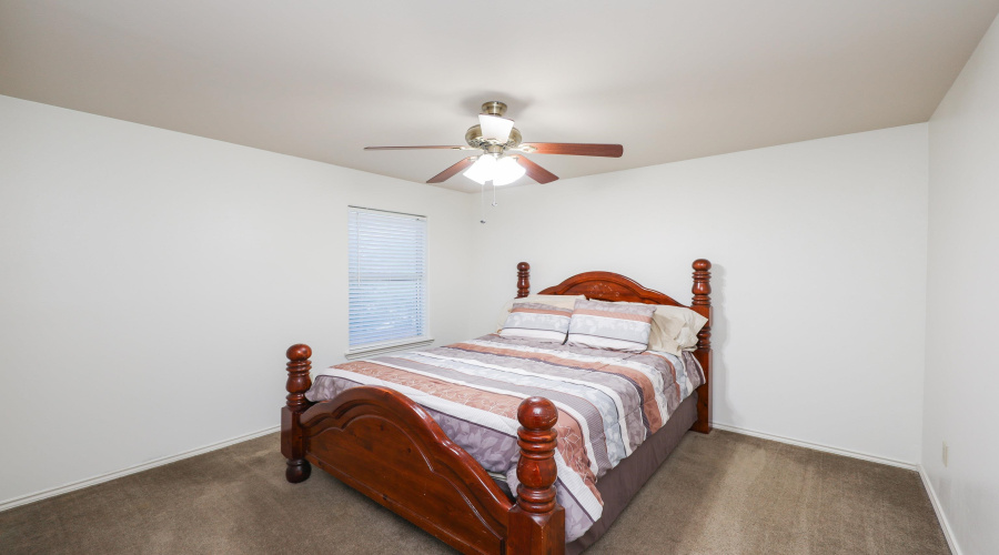 11126 Entrada Lp, Laredo, Texas 78045-7377, 4 Bedrooms Bedrooms, 8 Rooms Rooms,2 BathroomsBathrooms,Residential,For Sale,11126 Entrada Lp,20253587