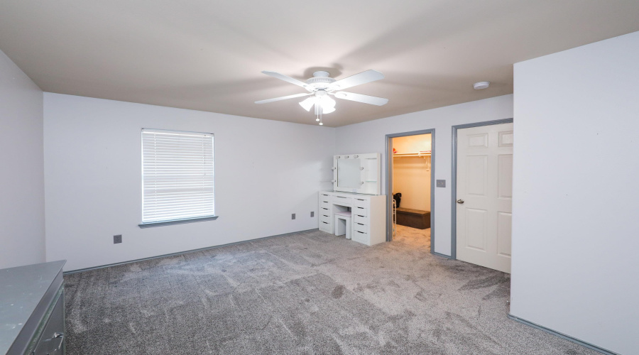 11126 Entrada Lp, Laredo, Texas 78045-7377, 4 Bedrooms Bedrooms, 8 Rooms Rooms,2 BathroomsBathrooms,Residential,For Sale,11126 Entrada Lp,20253587