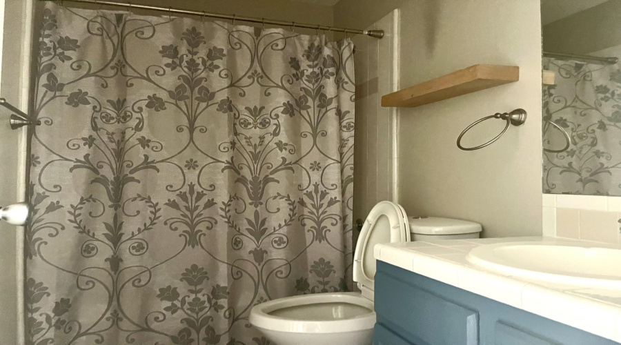 8801 McPherson Rd, Laredo, Texas 78045, 3 Bedrooms Bedrooms, 6 Rooms Rooms,3 BathroomsBathrooms,Residential,For Rent,8801 McPherson Rd,20255027