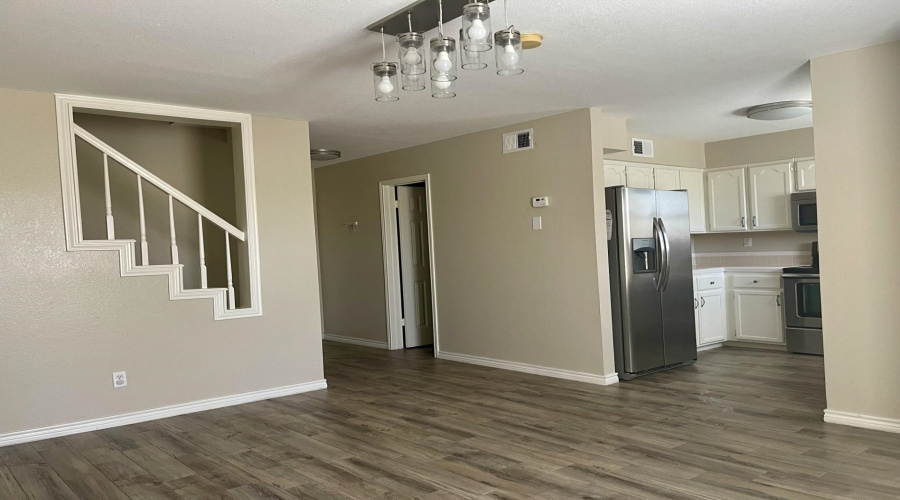 8801 McPherson Rd, Laredo, Texas 78045, 3 Bedrooms Bedrooms, 6 Rooms Rooms,3 BathroomsBathrooms,Residential,For Rent,8801 McPherson Rd,20255027