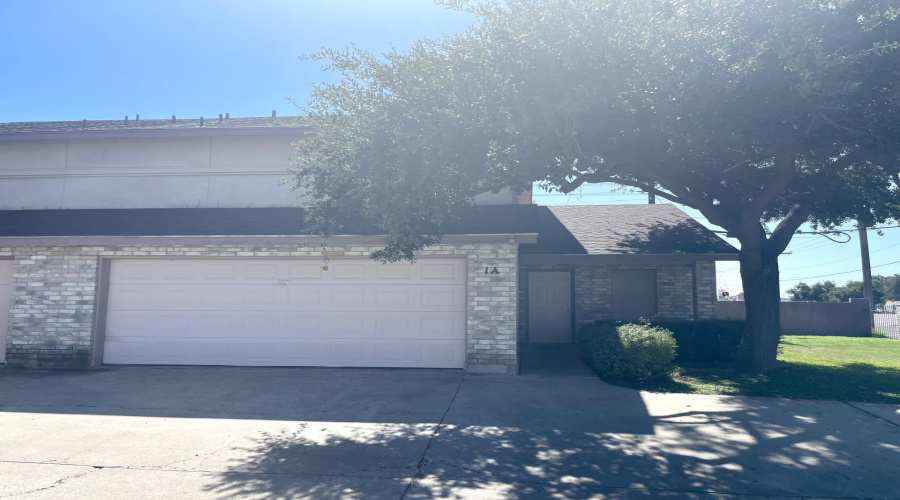 8801 McPherson Rd, Laredo, Texas 78045, 3 Bedrooms Bedrooms, 6 Rooms Rooms,3 BathroomsBathrooms,Residential,For Rent,8801 McPherson Rd,20255027