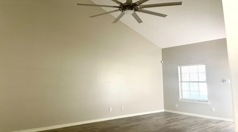 8801 McPherson Rd, Laredo, Texas 78045, 3 Bedrooms Bedrooms, 6 Rooms Rooms,3 BathroomsBathrooms,Residential,For Rent,8801 McPherson Rd,20255027