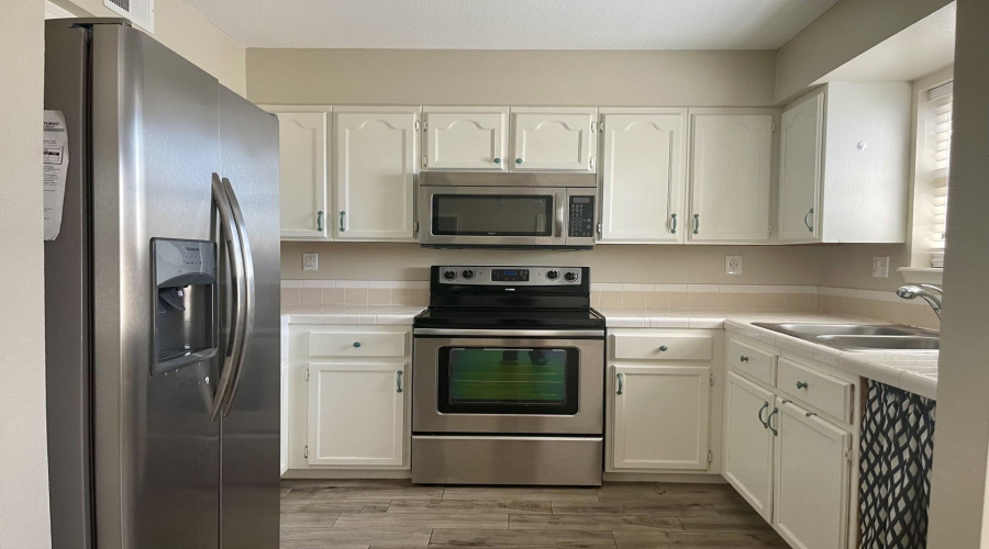 8801 McPherson Rd, Laredo, Texas 78045, 3 Bedrooms Bedrooms, 6 Rooms Rooms,3 BathroomsBathrooms,Residential,For Rent,8801 McPherson Rd,20255027