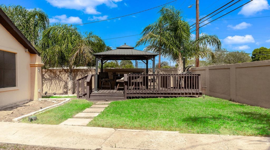 4320 Salinas Ave, Laredo, Texas 78041, 3 Bedrooms Bedrooms, 6 Rooms Rooms,2 BathroomsBathrooms,Residential,For Sale,4320 Salinas Ave,20255028