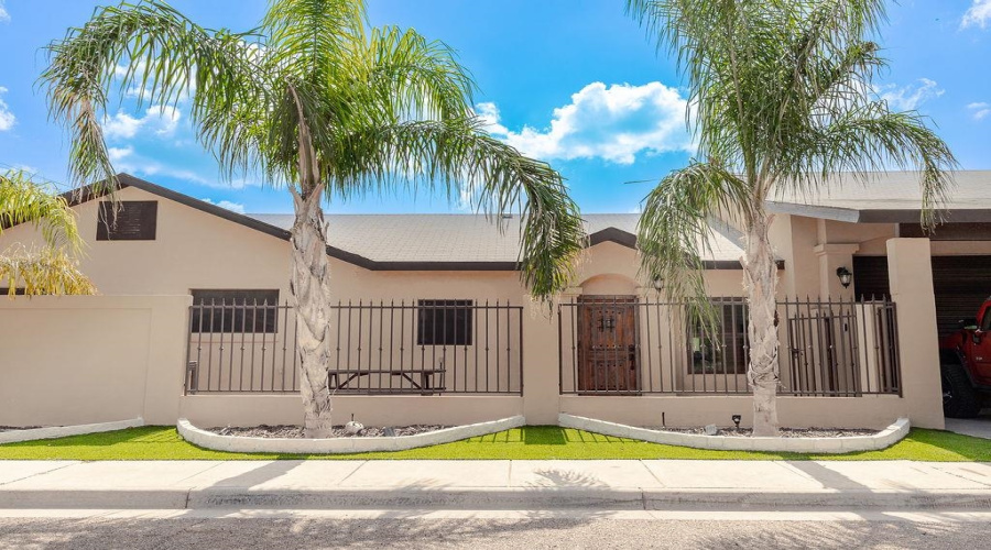 4320 Salinas Ave, Laredo, Texas 78041, 3 Bedrooms Bedrooms, 6 Rooms Rooms,2 BathroomsBathrooms,Residential,For Sale,4320 Salinas Ave,20255028