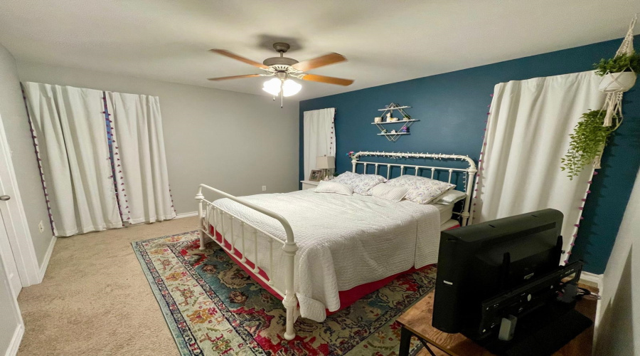 108 Date Palm Dr., LAREDO, Texas 78045, 4 Bedrooms Bedrooms, 7 Rooms Rooms,2 BathroomsBathrooms,Residential,For Sale,108 Date Palm Dr.,20255029