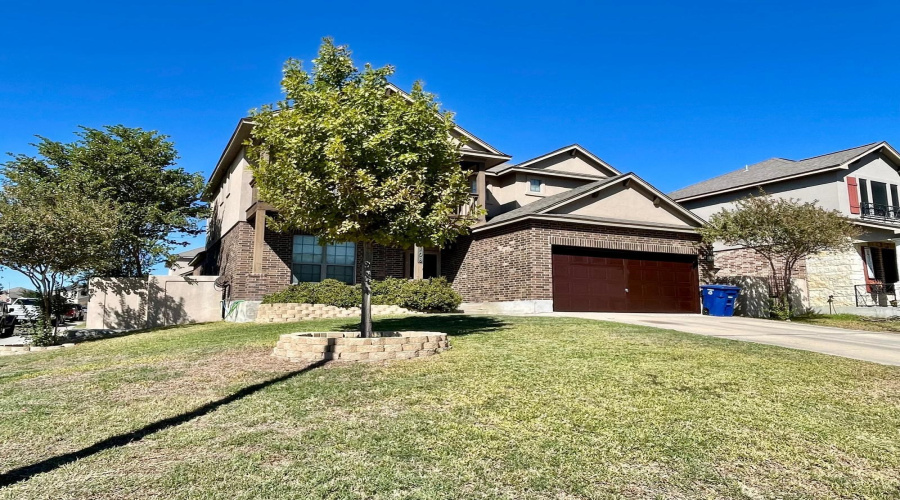 108 Date Palm Dr., LAREDO, Texas 78045, 4 Bedrooms Bedrooms, 7 Rooms Rooms,2 BathroomsBathrooms,Residential,For Sale,108 Date Palm Dr.,20255029