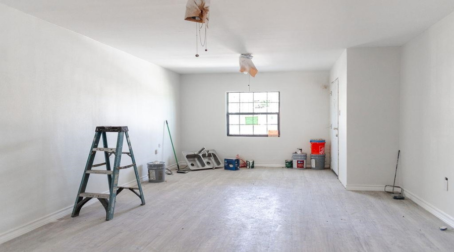 1817 Baltimore St, Laredo, Texas 78041, 2 Bedrooms Bedrooms, 4 Rooms Rooms,1 BathroomBathrooms,Residential,For Sale,1817 Baltimore St,20255031