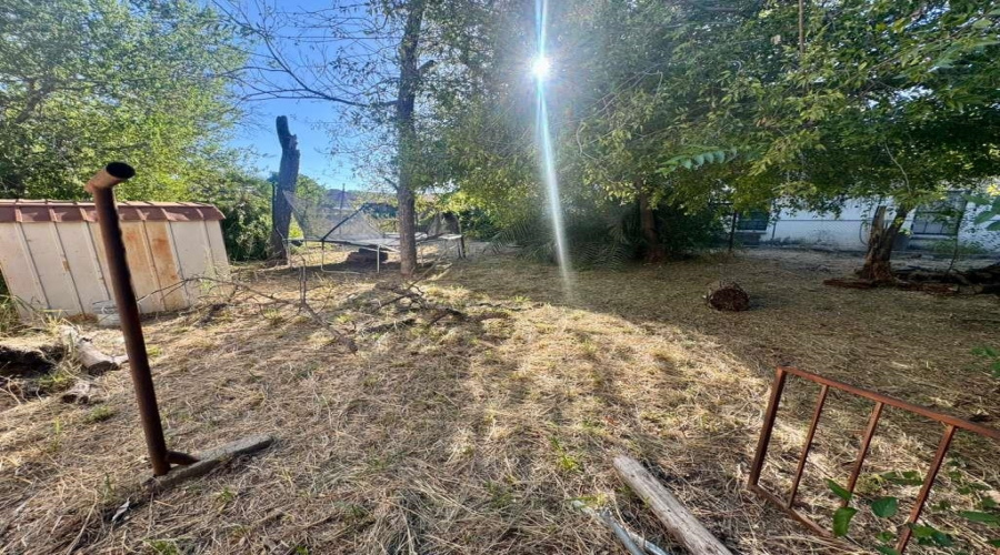 915 Rosario St, Laredo, Texas 78040, 2 Bedrooms Bedrooms, 4 Rooms Rooms,2 BathroomsBathrooms,Residential,For Sale,915 Rosario St,20255032