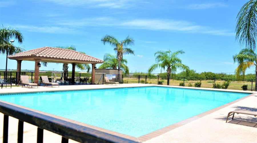 8216 Casa Verde Rd, Laredo, Texas 78041, 3 Bedrooms Bedrooms, 5 Rooms Rooms,2 BathroomsBathrooms,Residential,For Rent,8216 Casa Verde Rd,20255033