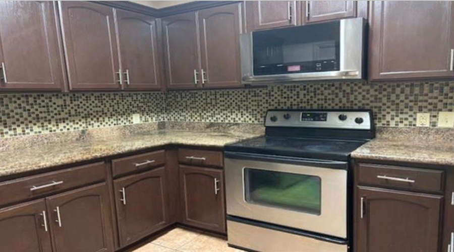 8216 Casa Verde Rd, Laredo, Texas 78041, 3 Bedrooms Bedrooms, 5 Rooms Rooms,2 BathroomsBathrooms,Residential,For Rent,8216 Casa Verde Rd,20255033