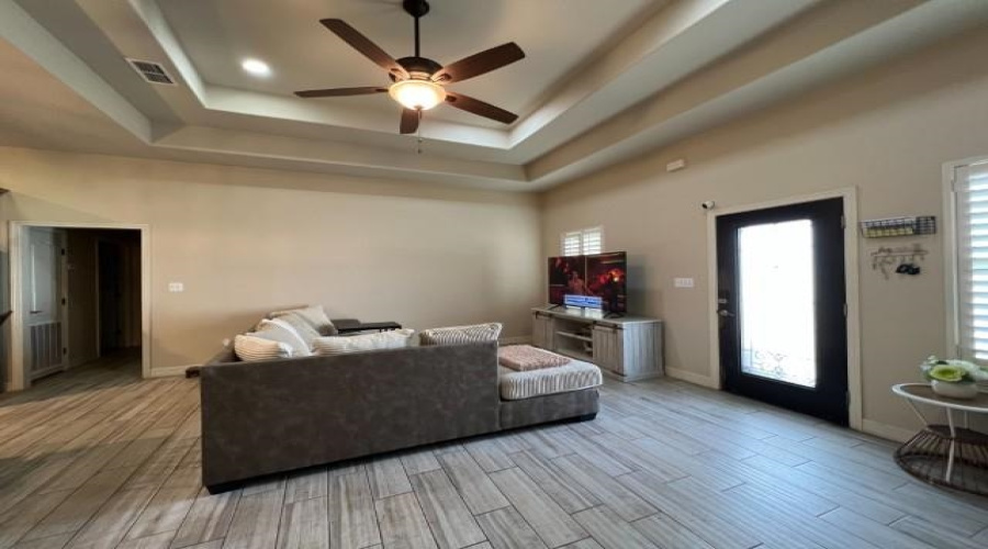 2024 Siesta Ln, Zapata, Texas 78076, 3 Bedrooms Bedrooms, 5 Rooms Rooms,2 BathroomsBathrooms,Residential,For Sale,2024 Siesta Ln,20255040