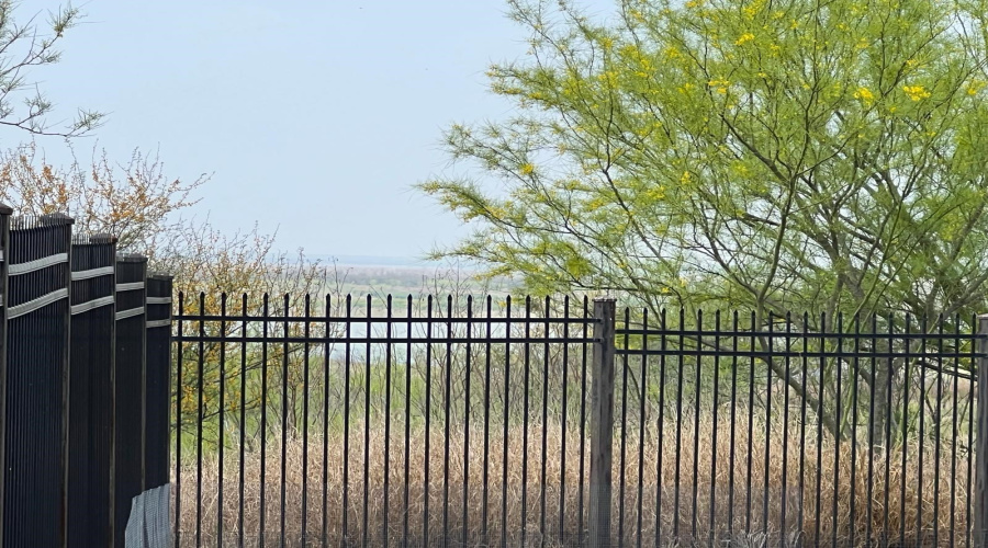 2024 Siesta Ln, Zapata, Texas 78076, 3 Bedrooms Bedrooms, 5 Rooms Rooms,2 BathroomsBathrooms,Residential,For Sale,2024 Siesta Ln,20255040