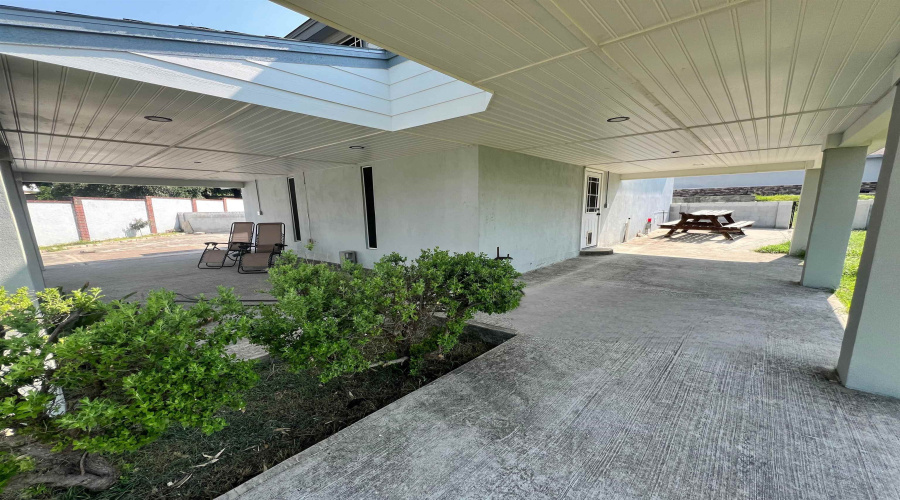 2024 Siesta Ln, Zapata, Texas 78076, 3 Bedrooms Bedrooms, 5 Rooms Rooms,2 BathroomsBathrooms,Residential,For Sale,2024 Siesta Ln,20255040