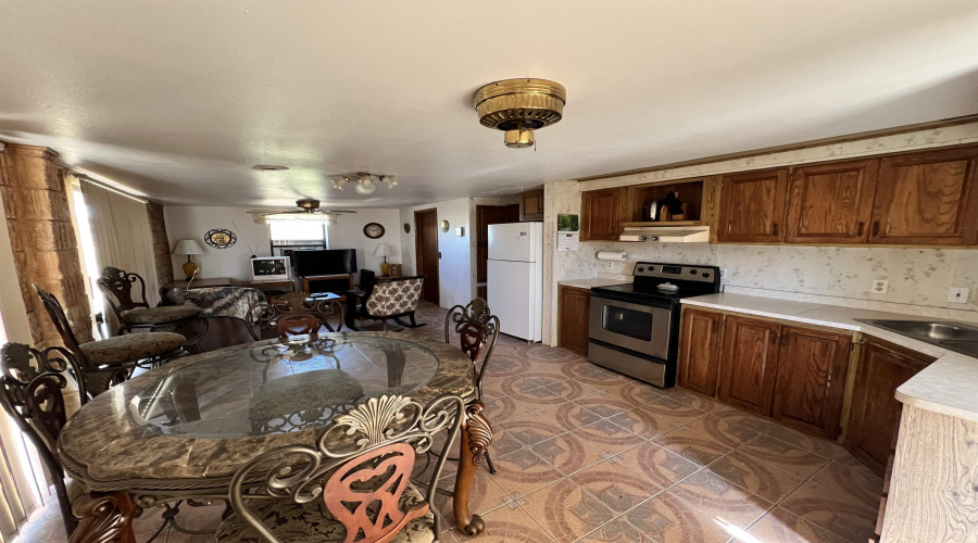 232 Bluff Dr., Zapata, Texas 78076, 3 Bedrooms Bedrooms, 4 Rooms Rooms,2 BathroomsBathrooms,Residential,For Sale,232 Bluff Dr.,20255044