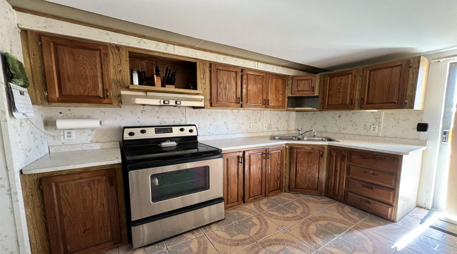 232 Bluff Dr., Zapata, Texas 78076, 3 Bedrooms Bedrooms, 4 Rooms Rooms,2 BathroomsBathrooms,Residential,For Sale,232 Bluff Dr.,20255044