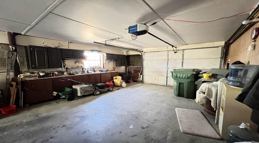 232 Bluff Dr., Zapata, Texas 78076, 3 Bedrooms Bedrooms, 4 Rooms Rooms,2 BathroomsBathrooms,Residential,For Sale,232 Bluff Dr.,20255044