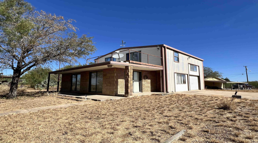 232 Bluff Dr., Zapata, Texas 78076, 3 Bedrooms Bedrooms, 4 Rooms Rooms,2 BathroomsBathrooms,Residential,For Sale,232 Bluff Dr.,20255044