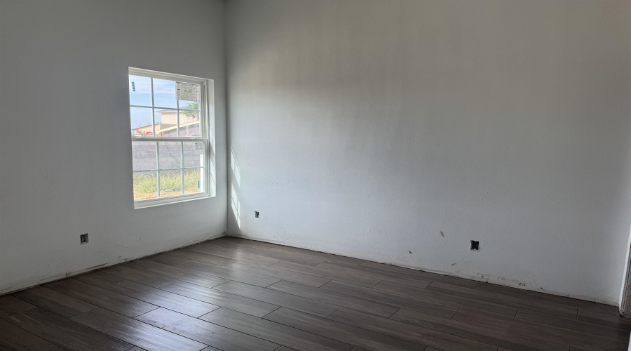 2812 Adamsville, Laredo, Texas 78046, 3 Bedrooms Bedrooms, 5 Rooms Rooms,2 BathroomsBathrooms,Residential,For Sale,2812 Adamsville,20255048