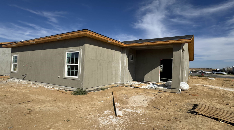 2812 Adamsville, Laredo, Texas 78046, 3 Bedrooms Bedrooms, 5 Rooms Rooms,2 BathroomsBathrooms,Residential,For Sale,2812 Adamsville,20255048