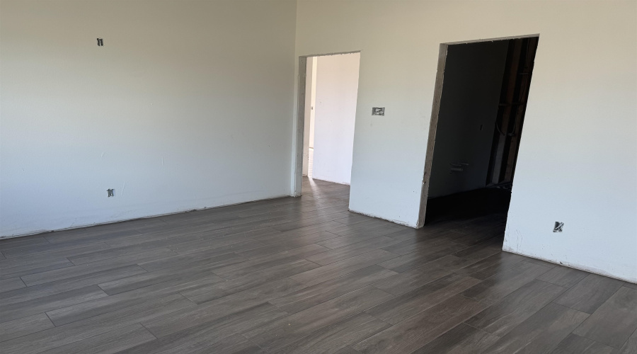 2812 Adamsville, Laredo, Texas 78046, 3 Bedrooms Bedrooms, 5 Rooms Rooms,2 BathroomsBathrooms,Residential,For Sale,2812 Adamsville,20255048