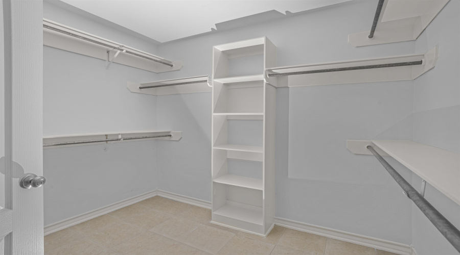 3814 Sandcliff Dr, Laredo, Texas 78045-8439, 4 Bedrooms Bedrooms, 7 Rooms Rooms,2 BathroomsBathrooms,Residential,For Sale,3814 Sandcliff Dr,20255054