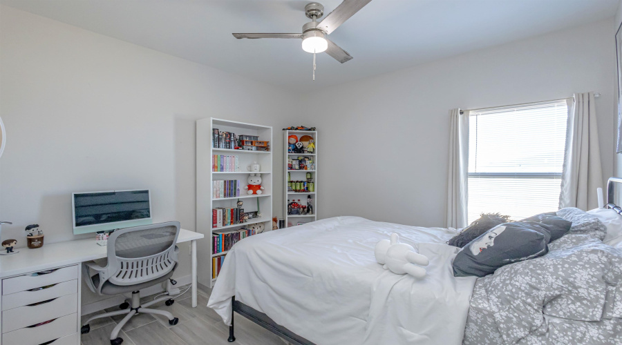 1608 Fresnillo Dr., Laredo, Texas 78046, 4 Bedrooms Bedrooms, 5 Rooms Rooms,2 BathroomsBathrooms,Residential,For Sale,1608 Fresnillo Dr.,20255055