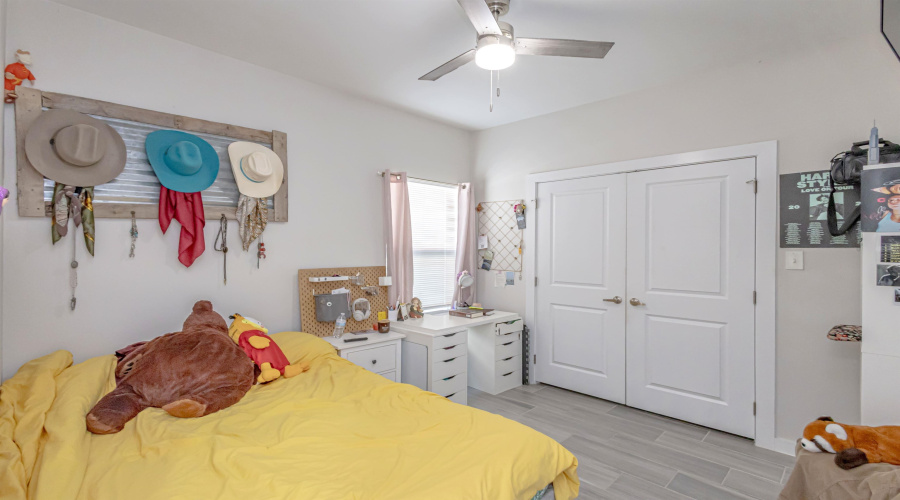 1608 Fresnillo Dr., Laredo, Texas 78046, 4 Bedrooms Bedrooms, 5 Rooms Rooms,2 BathroomsBathrooms,Residential,For Sale,1608 Fresnillo Dr.,20255055