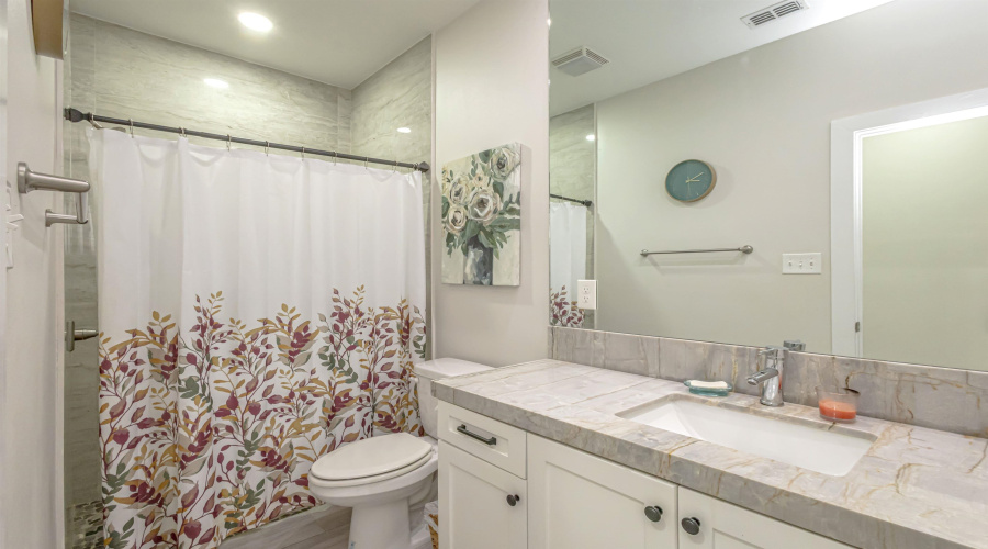 1608 Fresnillo Dr., Laredo, Texas 78046, 4 Bedrooms Bedrooms, 5 Rooms Rooms,2 BathroomsBathrooms,Residential,For Sale,1608 Fresnillo Dr.,20255055